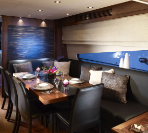 2009 Sunseeker 80 Motor Yacht  Main Salon Dining Area