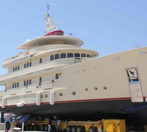 36m explorer yacht LOLA-001