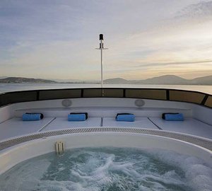 AI - Sundeck Spa Pool