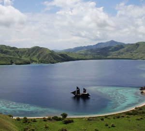 ALILA PURNAMA - In Indonesia on charter