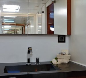 AMAZONCREEK -  Bathroom