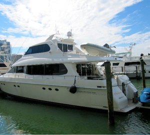 ANDIAMO 76 Lazzara -  In port