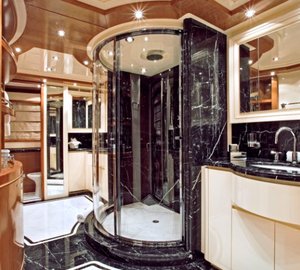 ANNE MARIE Owners bathroom