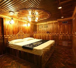 AREVARA - Master Cabin