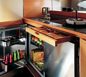 ATLANTIS 54  -  Galley