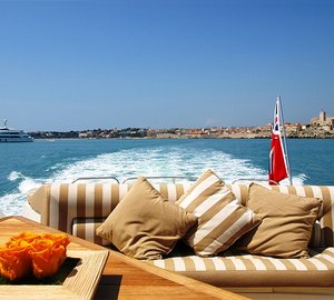 Amadeus - Aft Seating