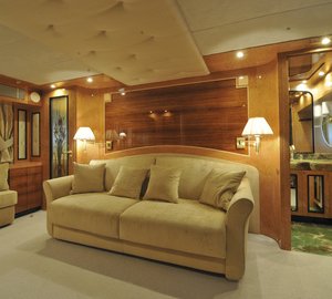 Amer 92 superyacht - Owners Study