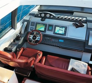 Azimut 62S -  Controls