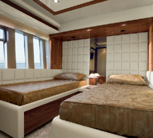 Azimut 88 Motor Yacht Guest Twin Cabin