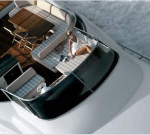 Azimut 98 - Underway Fly