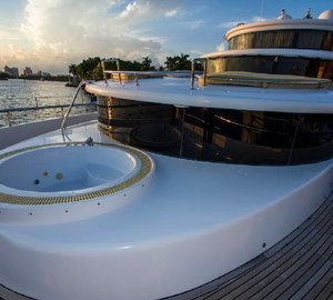 BELLA DONNA II -   Spa Pool on Fordeck