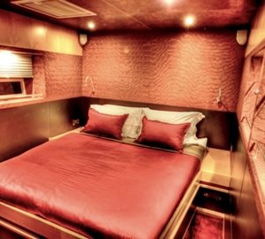 BLACK SWAN - Guest cabin