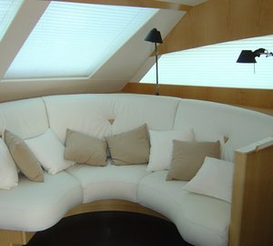 BLUE NOTE -  Sofa in Salon