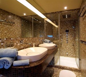 BLUE PRINCESS STAR -  Guest Ensuite