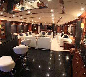 Barracuda Red Sea main saloon view 2