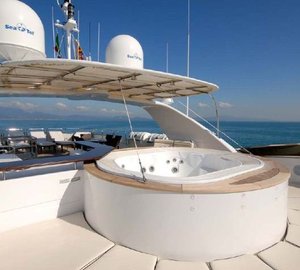 Benetti 122 Motor yacht - Spa Pool on Sundeck