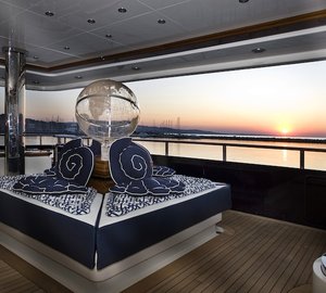 Blue Eyes London Yacht aft main deck