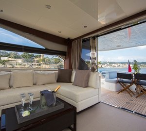 CALYPSO -  Salon looking Aft