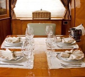 CAROBELLE - Formal dining