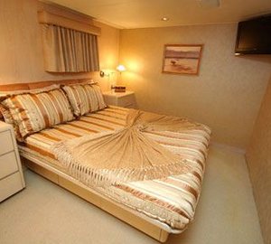 CHRISTINE -   Double Cabin 2