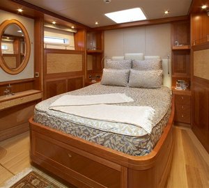 CINDERELLA IV -  Forward Double Cabin