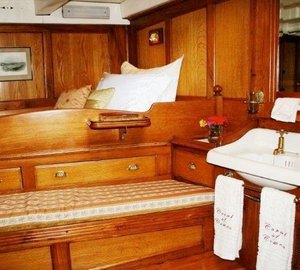 CORAL OF COWES -  Master Cabin 2