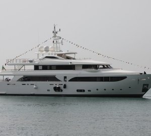 CRN launch Navetta 43  LADY GENYR yacht
