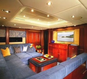 CRYSTAL LADY Game Room