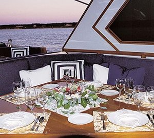 Caldera - Aft Cockpit Dining