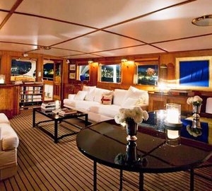 Camara C -  Salon and Dining