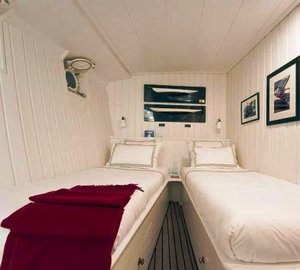 Camara C -  Twin Cabin 2