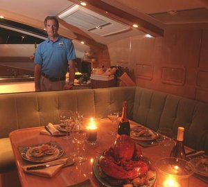 Cat AMAZING GRACE -  Dining