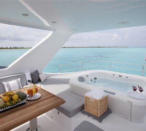 Cat FOREVER -  Flybridge