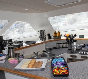 Cat SECRET OASIS - Galley