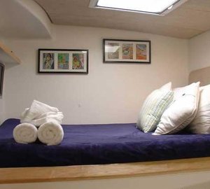 Cat SECRET OASIS - Queen Guest Cabin