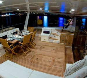 Cat ZAHORA -  Aft Deck 2
