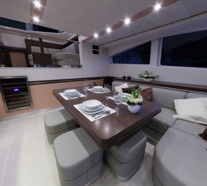Catamaran FOREVER - Salon Dining