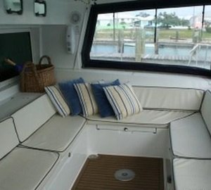 Catamaran KIWI PRYDE -  Cockpit Ensclosed