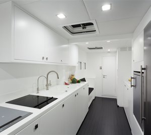 Catamaran LEVANT - Galley 2