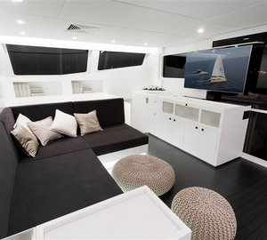 Catamaran LEVANT - Salon Seating