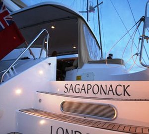 Catamaran SAGAPONACK -  Aft Steps