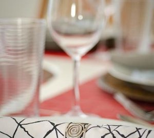 Catamaran SEA LEOPARD -  Dining detail