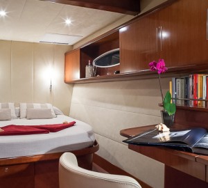 Catamaran WHALE - 015