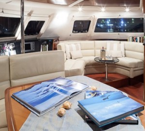 Catamaran WHALE - 016