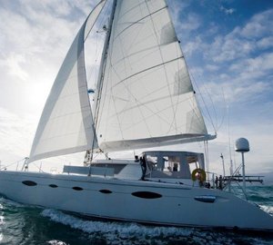 Catamaran WHY NOT - cruising