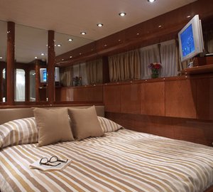 Champagne O Clock -  Guest Double Cabin (Convertable)