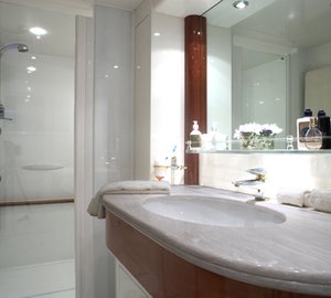 Champagne O Clock -  Master Bathroom