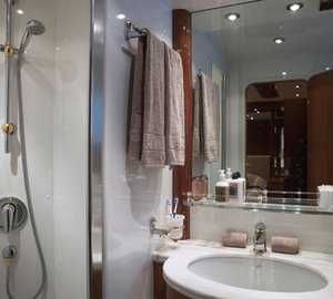 Champagne O Clock -  VIP Bathroom