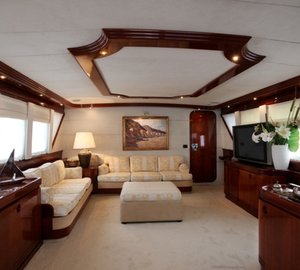Classic Yacht HATHOR -  Salon 3