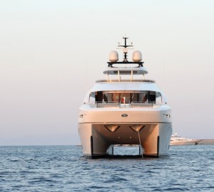 Curvelle Quaranta catamaran bow